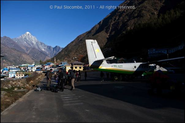 101130lukla04865