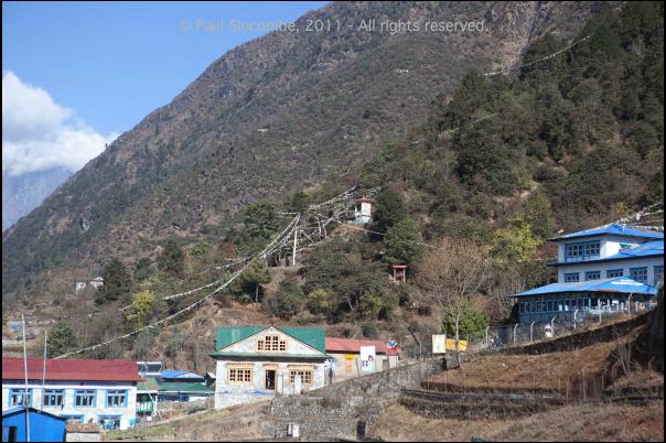 101214lukla05624