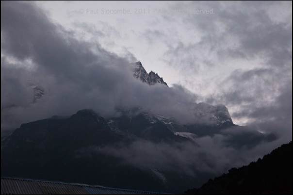 101201namche04969