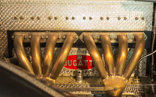 Bugatti Engine photo